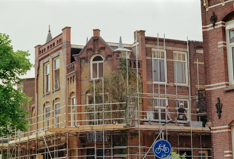 Noodstroom tijdens woningversterking Groningen: gids
